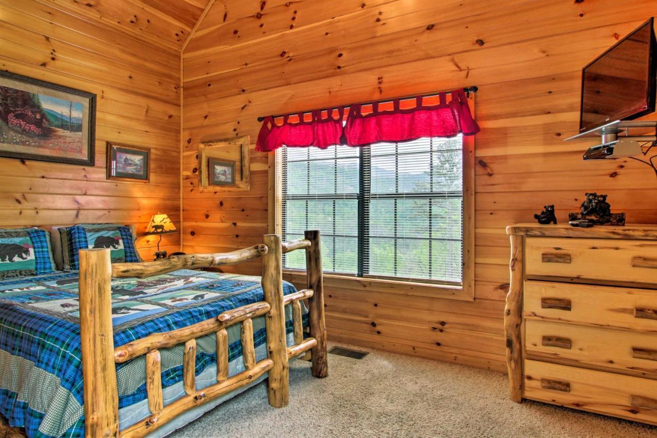 Expansive Gatlinburg Cabin Hot Tub, Deck And Grill! Kültér fotó